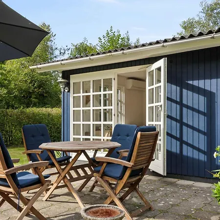 Renovated Classic Close To Roslev