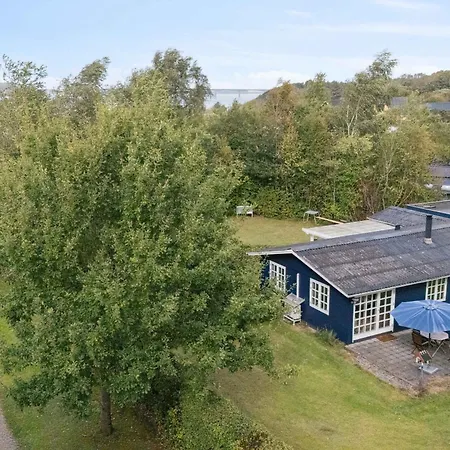 Renovated Classic Close To *
