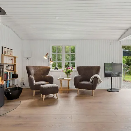 Renovated Classic Close To Ferienhaus
