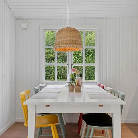 Renovated Classic Close To * Roslev