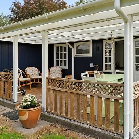 Renovated Classic Close To Ferienhaus