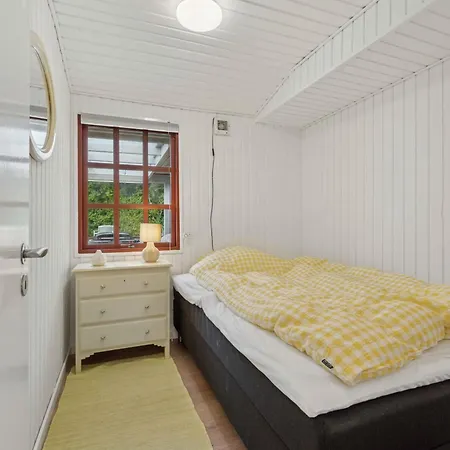 Renovated Classic Close To *
