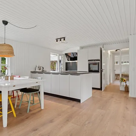 Renovated Classic Close To * Roslev