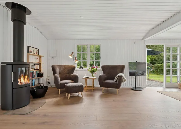 Renovated Classic Close To Ferienhaus