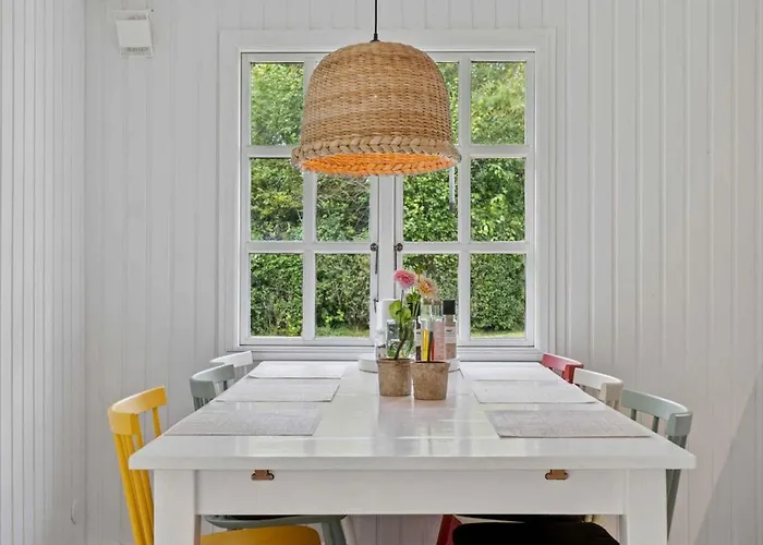 Renovated Classic Close To * Roslev