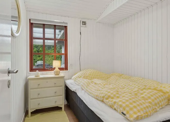 Renovated Classic Close To *